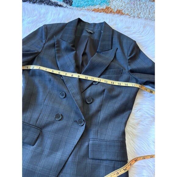 Storm Blazer - Picture 10 of 12